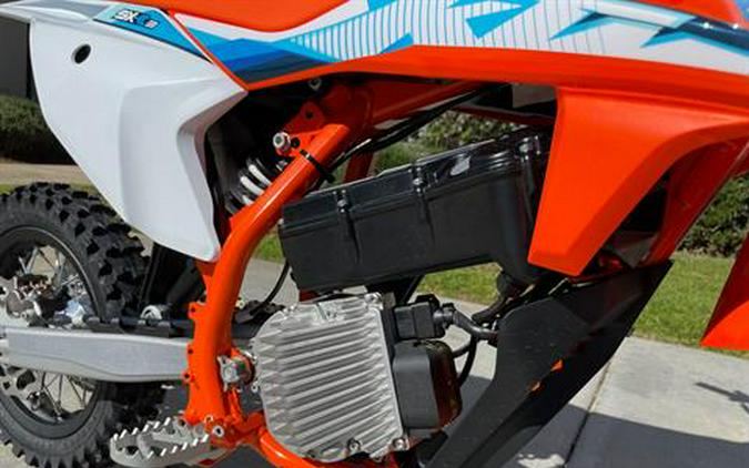 2023 KTM SX-E 3