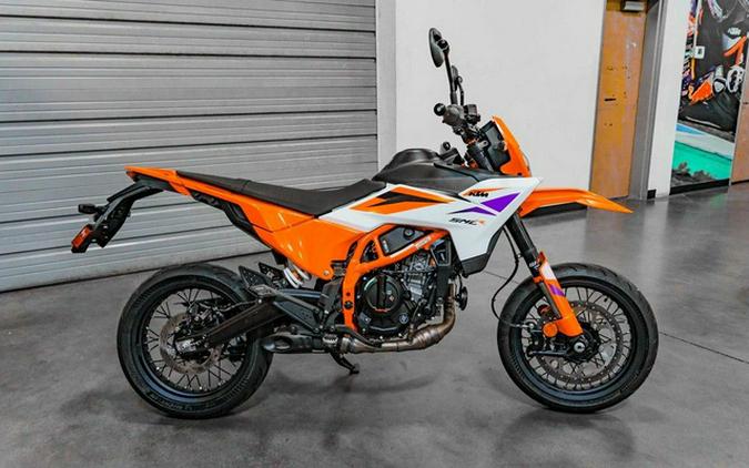 2026 KTM 390 SMC R