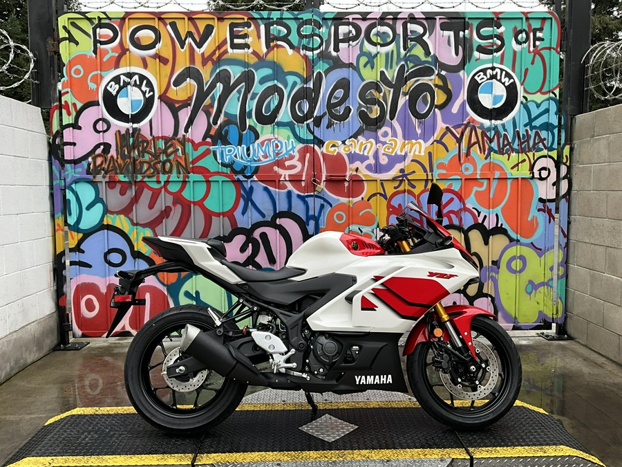 2026 Yamaha YZF-R3 ABS 70th Anniversary Edition