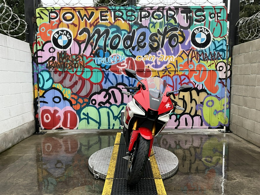 2026 Yamaha YZF-R3 ABS 70th Anniversary Edition