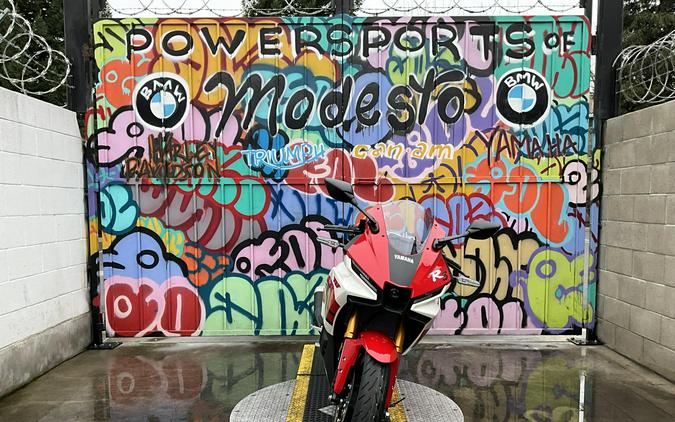 2026 Yamaha YZF-R3 ABS 70th Anniversary Edition