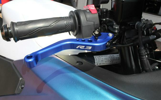 2025 Yamaha YZF-R3