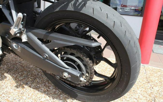 2025 Yamaha YZF-R3
