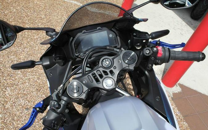 2025 Yamaha YZF-R3