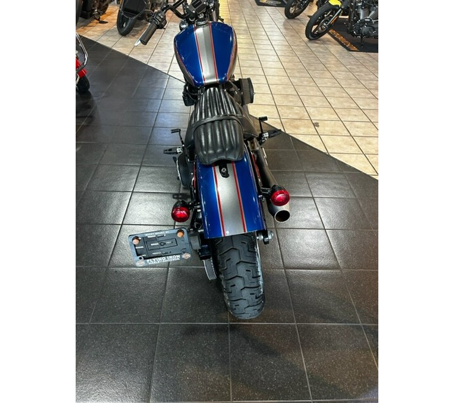 2019 Harley-Davidson Street Bob BLUE/SILVER