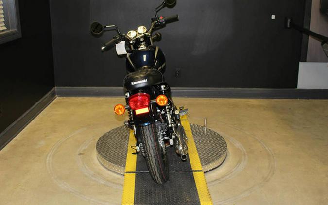 2025 Kawasaki W230 ABS