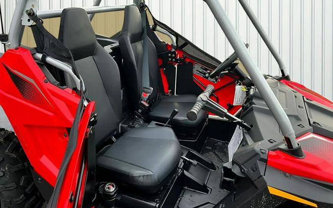 2026 Polaris RZR 200 EFI