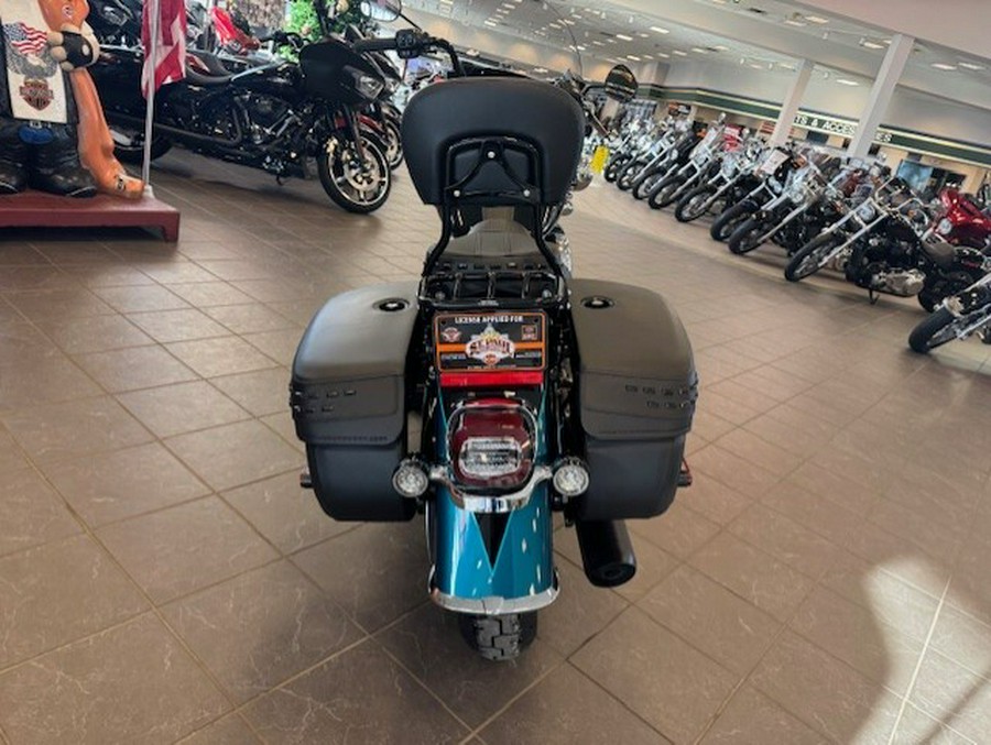 2026 Harley Davidson Accessorized Heritage Classic FLHC