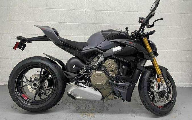 2024 Ducati Streetfighter V4 S Grey & Black