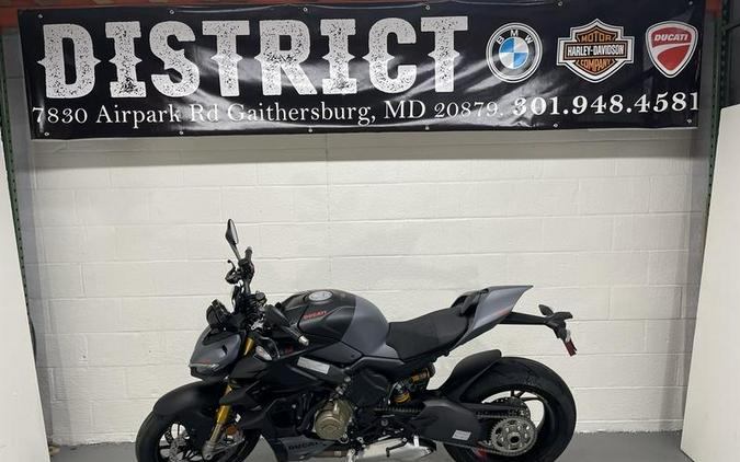 2024 Ducati Streetfighter V4 S Grey & Black