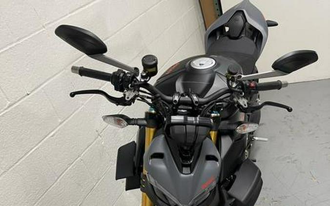 2024 Ducati Streetfighter V4 S Grey & Black