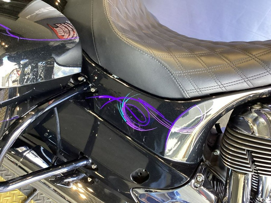 2019 Indian Motorcycle® Chieftain® Limited Thunder Black Pearl