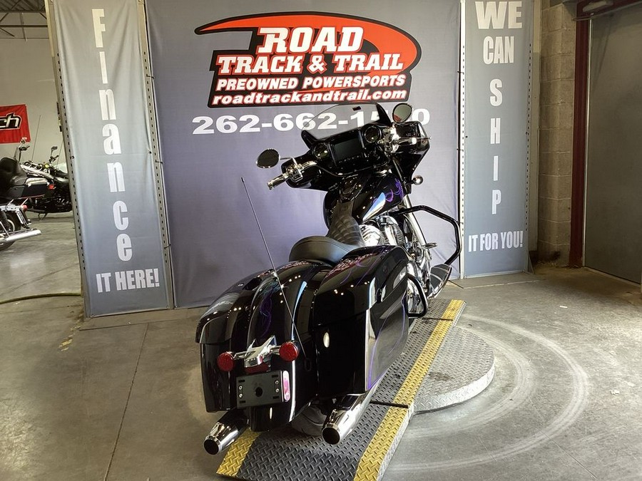 2019 Indian Motorcycle® Chieftain® Limited Thunder Black Pearl