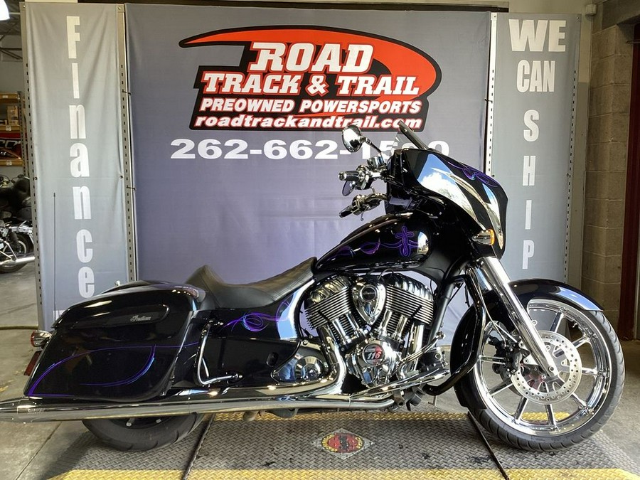 2019 Indian Motorcycle® Chieftain® Limited Thunder Black Pearl