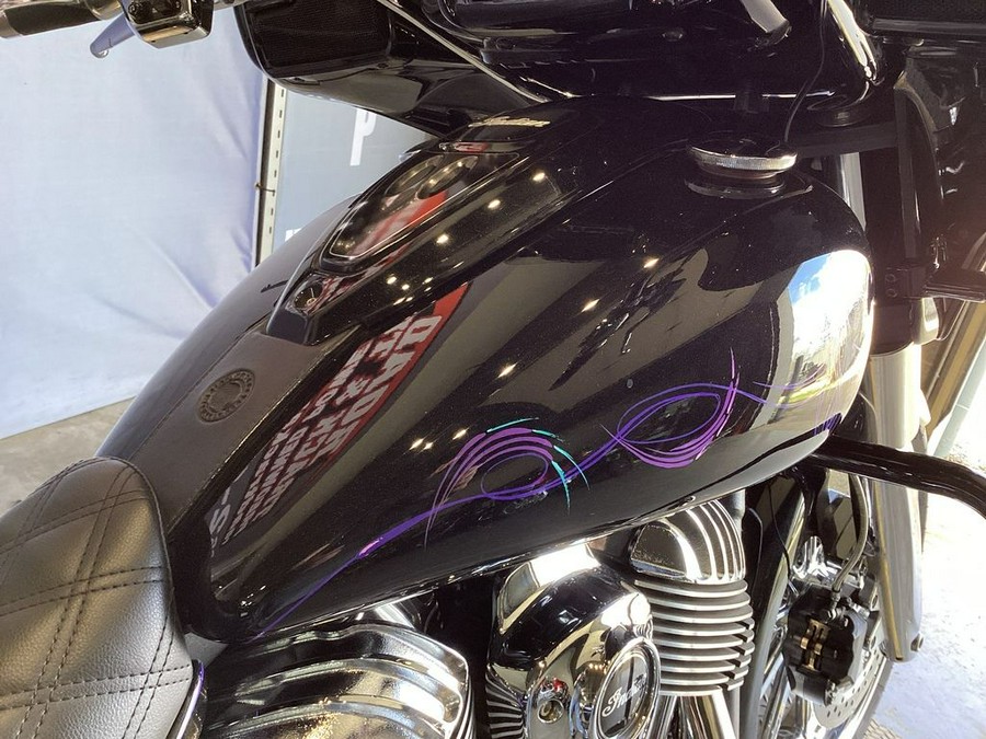 2019 Indian Motorcycle® Chieftain® Limited Thunder Black Pearl