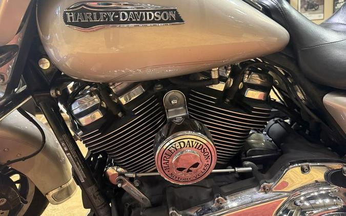 2018 Harley-Davidson® FLHTCU - Electra Glide® Ultra Classic®