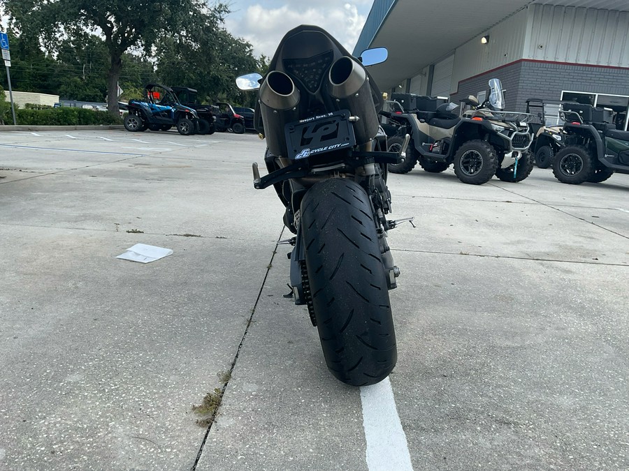 2014 Yamaha Motor Corp., USA YZF-R1