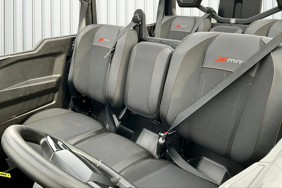 2026 Can-Am SSV DEF MAX XMR 65 HD11 CA 26 X mr with Half Doors HD11