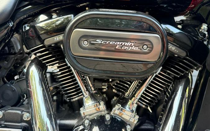 2017 Harley-Davidson Street Glide CVO