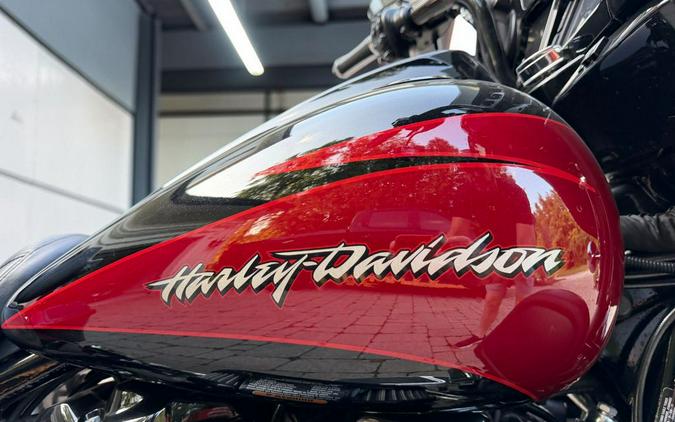 2017 Harley-Davidson Street Glide CVO