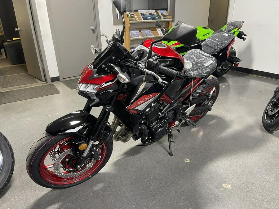 2024 Kawasaki Z900 ABS Candy Persimmon Red/Ebony