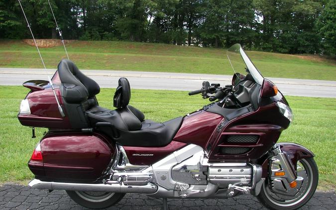 2006 Honda Gold Wing® Audio / Comfort / Navi