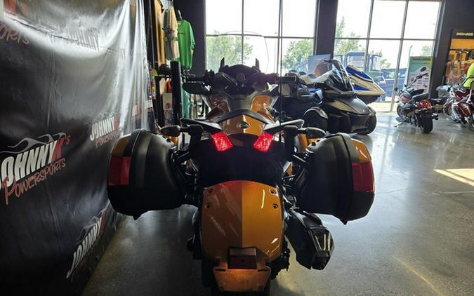 2014 Can-Am Spyder ST Limited SE5