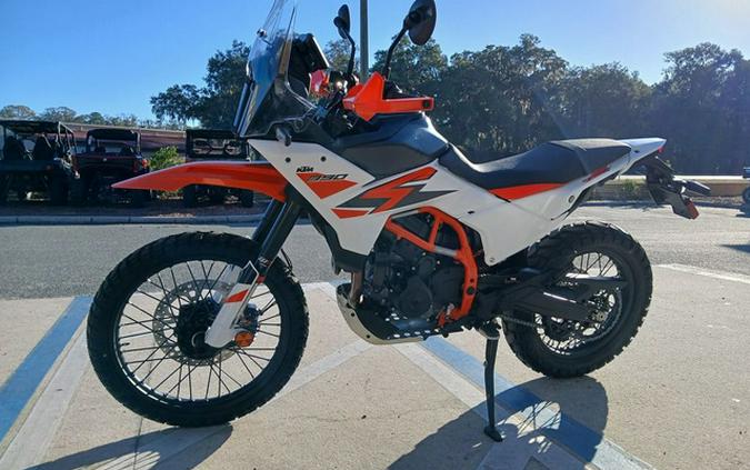 2026 KTM Adventure 390 R