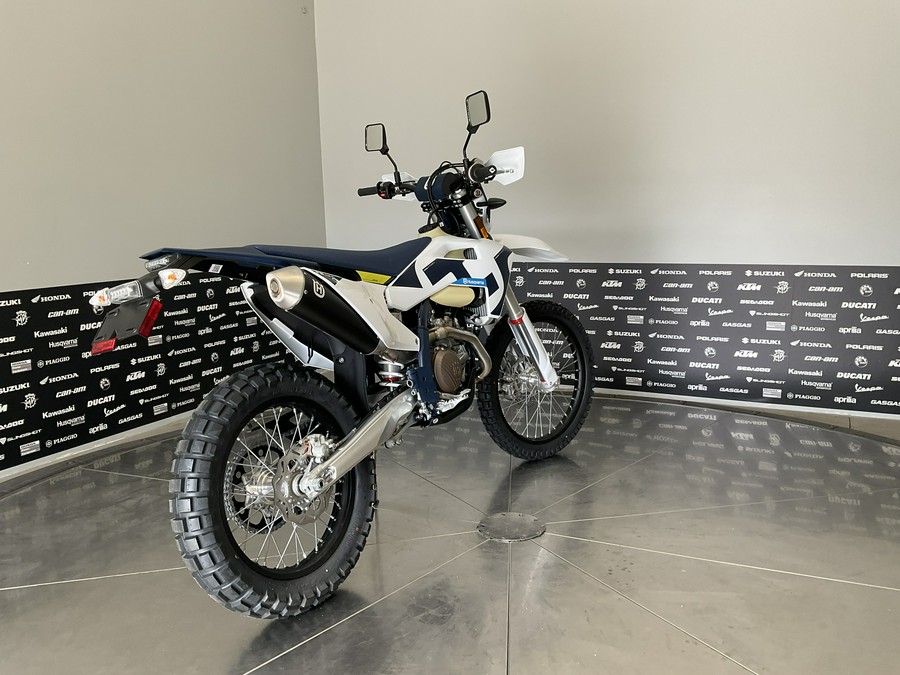 2026 HUSQVARNA FE 501S - 040201Q