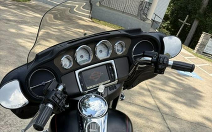 2015 Harley-Davidson Street Glide FLHXS - Special
