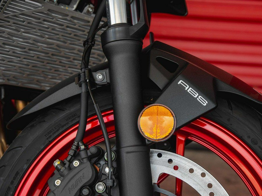 2025 Kawasaki Z500 SE ABS