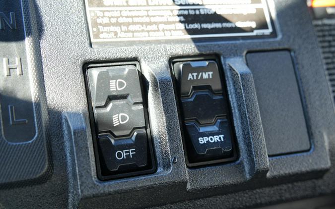 2024 Honda Pioneer 1000-5 Deluxe