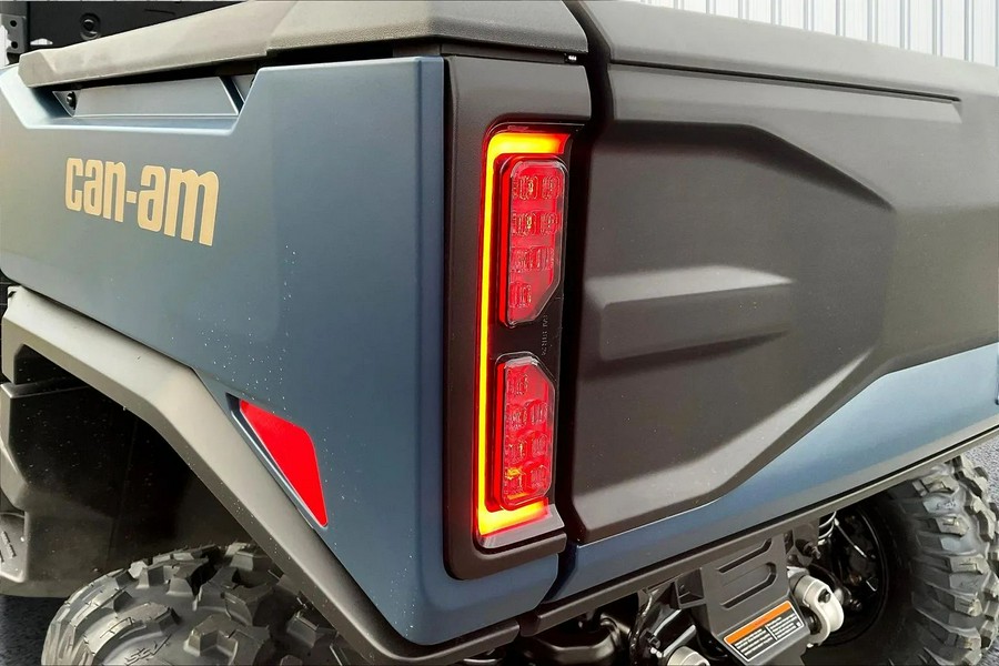 2026 Can-Am SSV DEF MAX XT 65 HD11 BE HB 26 XT HD11