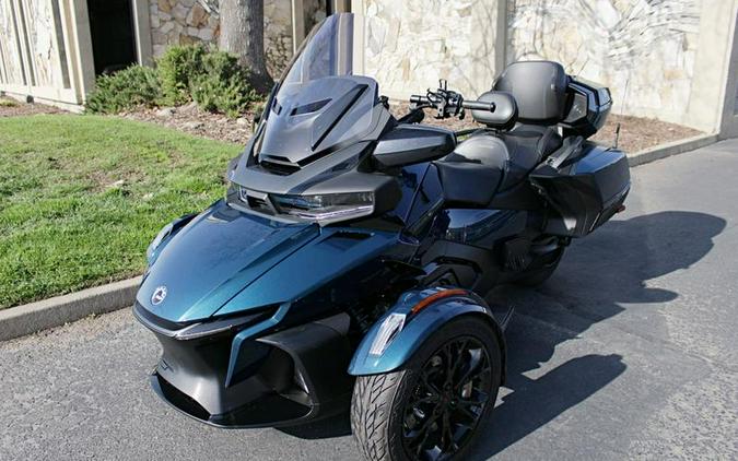 2021 Can-Am® Spyder® RT Limited Dark