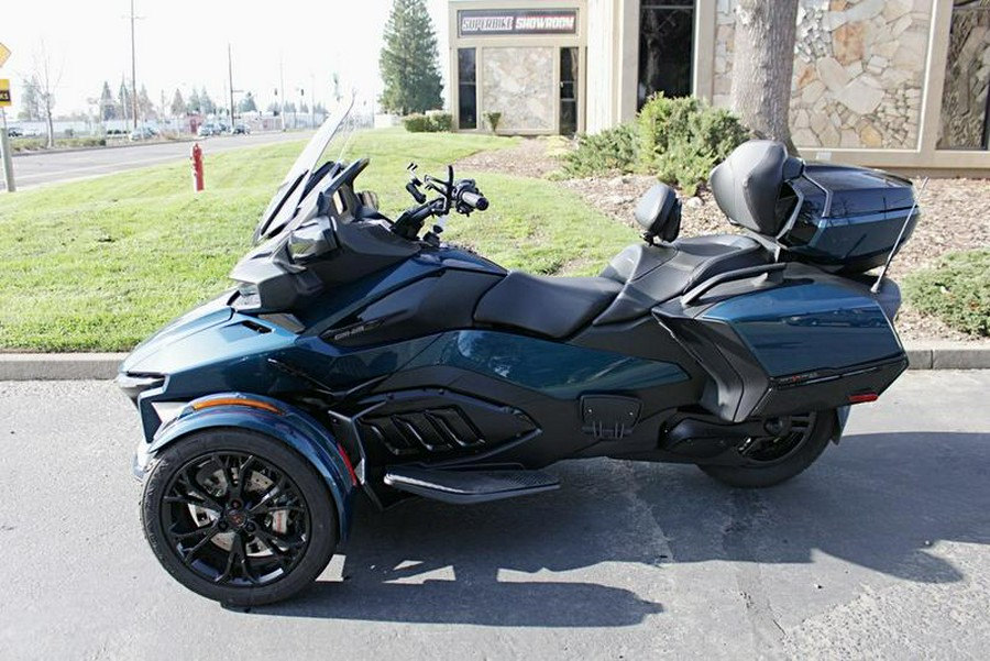 2021 Can-Am® Spyder® RT Limited Dark