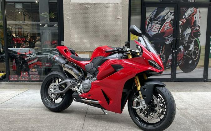 2025 Ducati Panigale V2 S