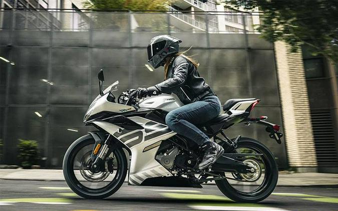 2026 300SS - CFMOTO