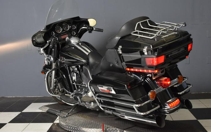 2010 Harley-Davidson Electra Glide Classic Black FLHTCU
