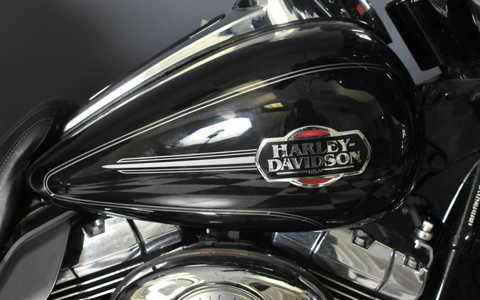 2010 Harley-Davidson Electra Glide Classic Black FLHTCU