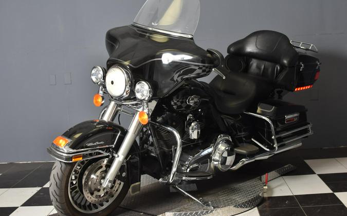 2010 Harley-Davidson Electra Glide Classic Black FLHTCU