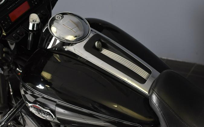 2010 Harley-Davidson Electra Glide Classic Black FLHTCU