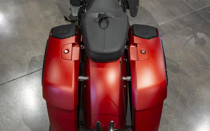 2024 Indian Motorcycle® Challenger® Dark Horse® w/PowerBand Audio Pkg Sunset Red Smoke