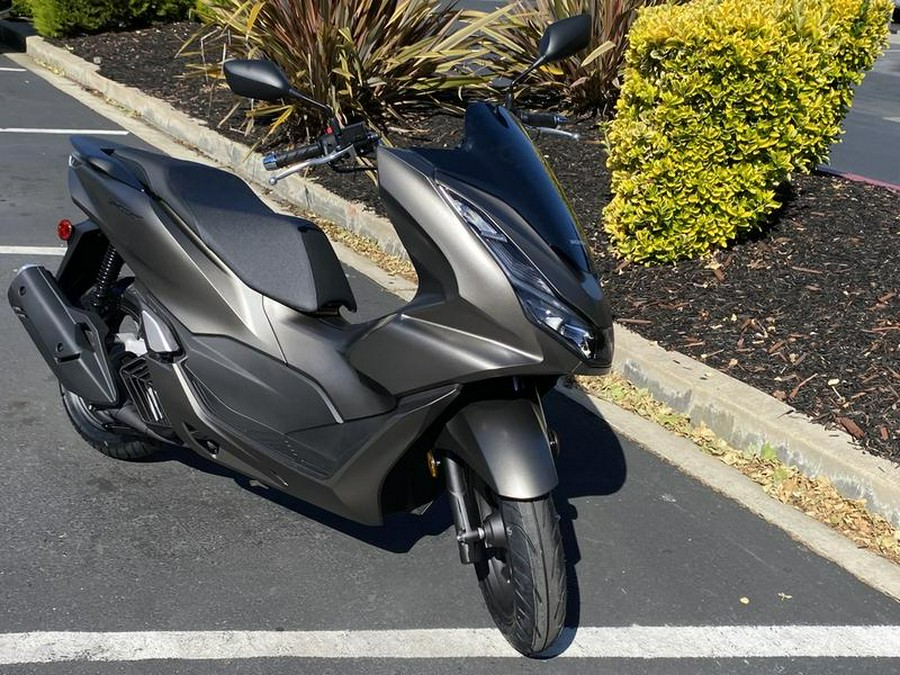 2024 Honda® PCX