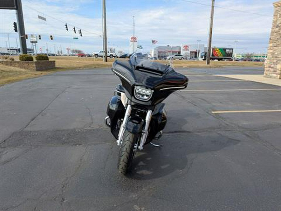 2025 Harley-Davidson Street Glide® Ultra