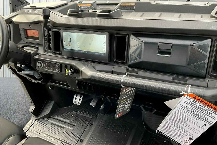 2026 Can-Am SSV DEF MAX XT 65 HD11 BK HB 26 XT HD11