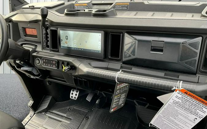 2026 Can-Am SSV DEF MAX XT 65 HD11 BK HB 26 XT HD11