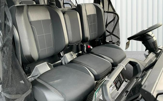 2026 Can-Am SSV DEF MAX XT 65 HD11 BK HB 26 XT HD11