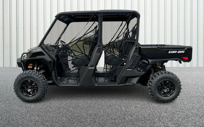 2026 Can-Am SSV DEF MAX XT 65 HD11 BK HB 26 XT HD11