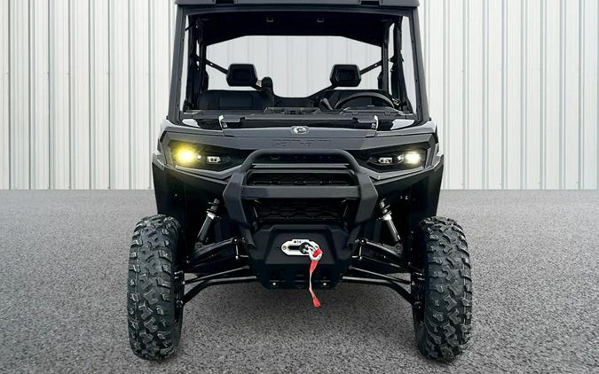2026 Can-Am SSV DEF MAX XT 65 HD11 BK HB 26 XT HD11