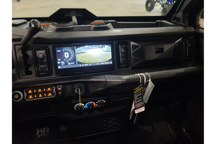 2026 Can-Am Defender MAX Limited HD11